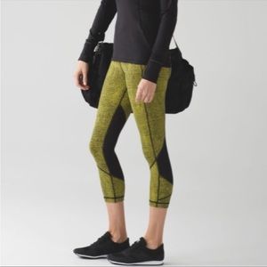 Lululemon Pace Rival Crop Tights Leggings Fall Net Toxic Black Size 10